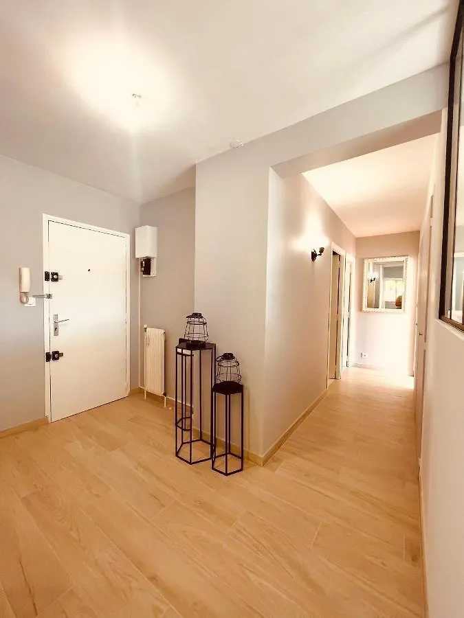 Appartement La Montagne Ca Vous Gagne ! à Cluses